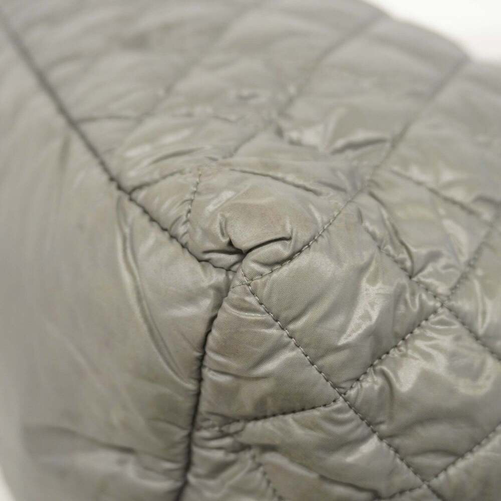 CHANEL Green Tote Bag - Picture 6 of 11